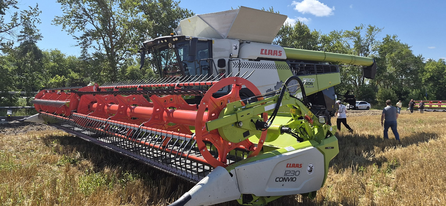 Демопоказ флагманской модели CLAAS Lexion 8800 в Чувашии